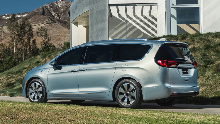 Электрический минивэн Chrysler Pacifica Electric