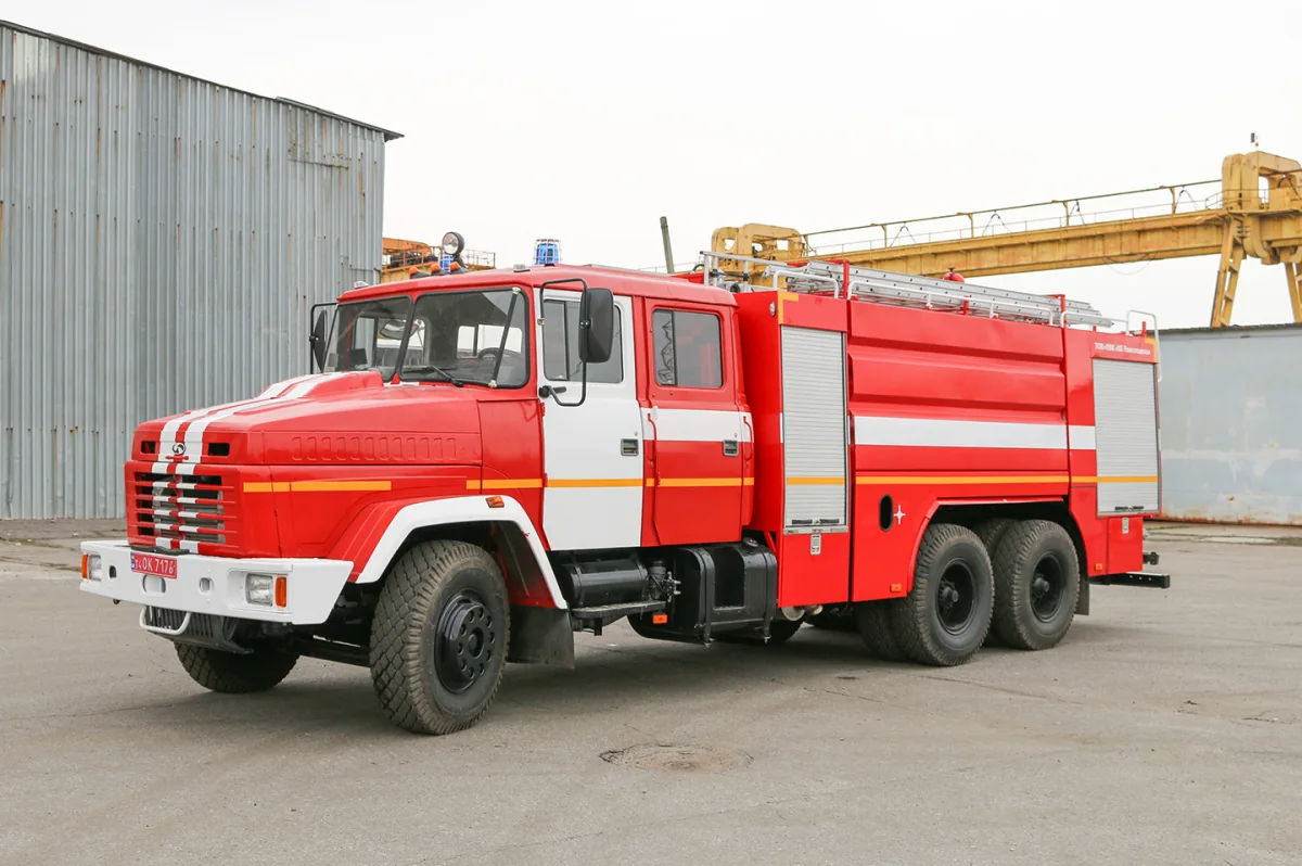 Оригинальные спецмашины КрАЗ - от вахтовки до пожарной автоцистерны
