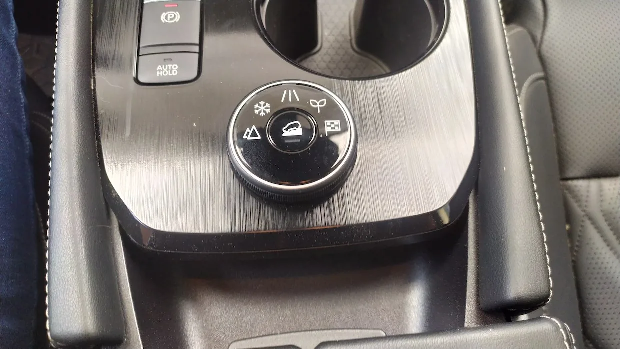 Тест-драйв Nissan X-Trail VC-T e-Power e-4orce