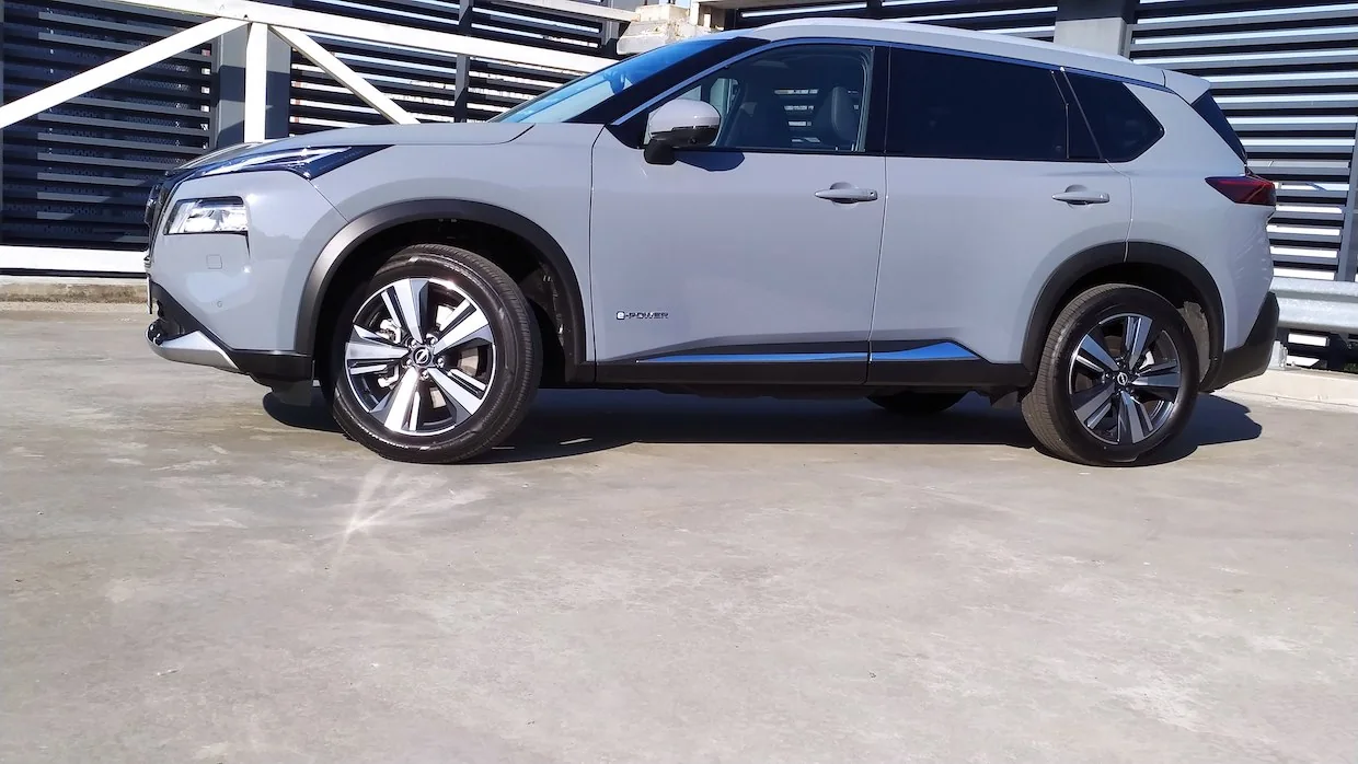 Тест-драйв Nissan X-Trail VC-T e-Power e-4orce