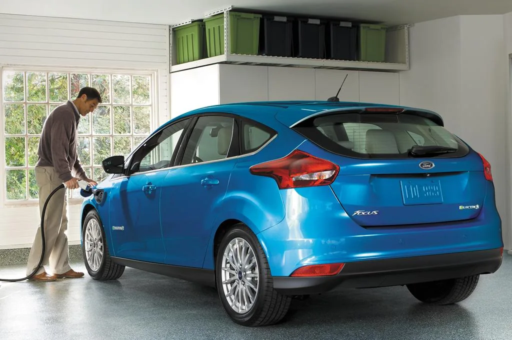 Самые интересные электромобили и гибриды 2017 года