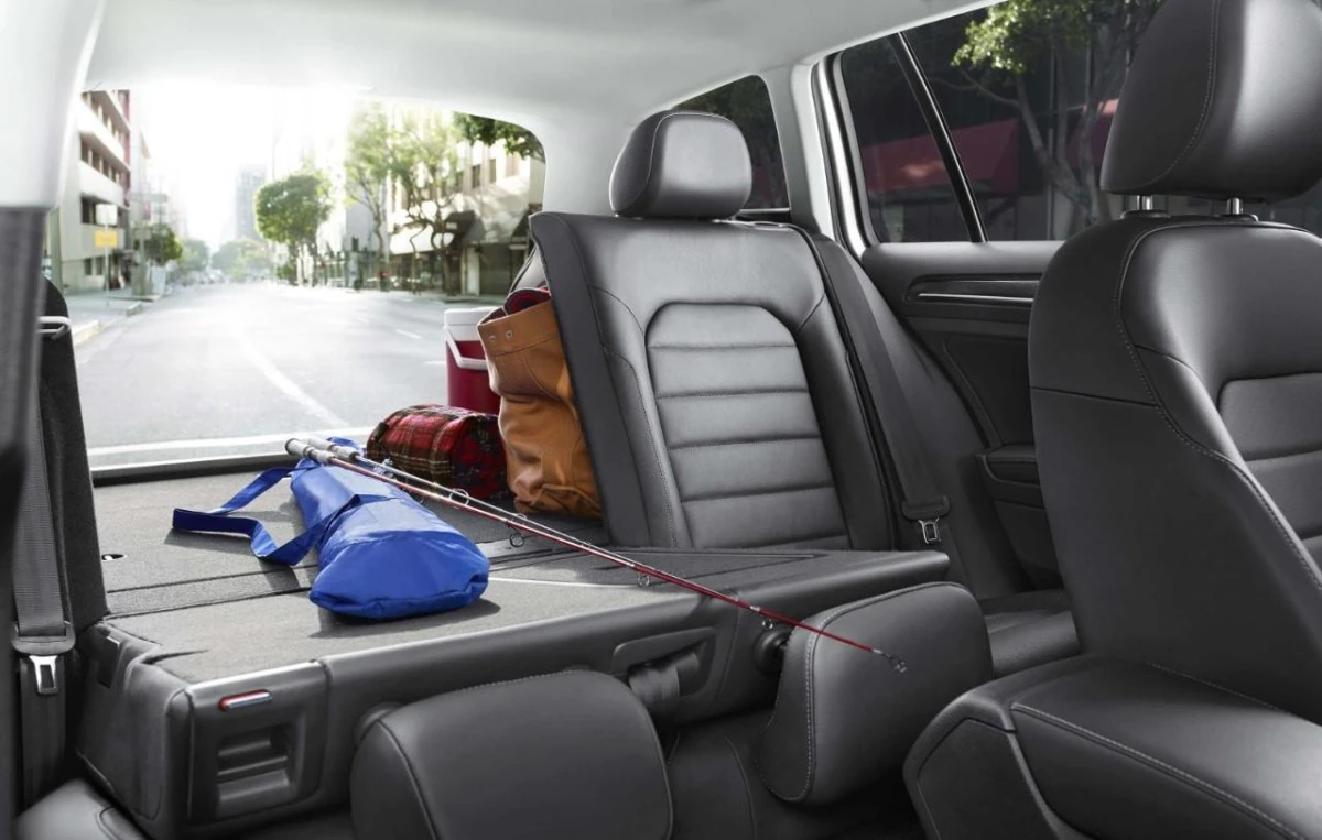 Универсал Volkswagen Golf: объявлены комплектации и цены в Украине