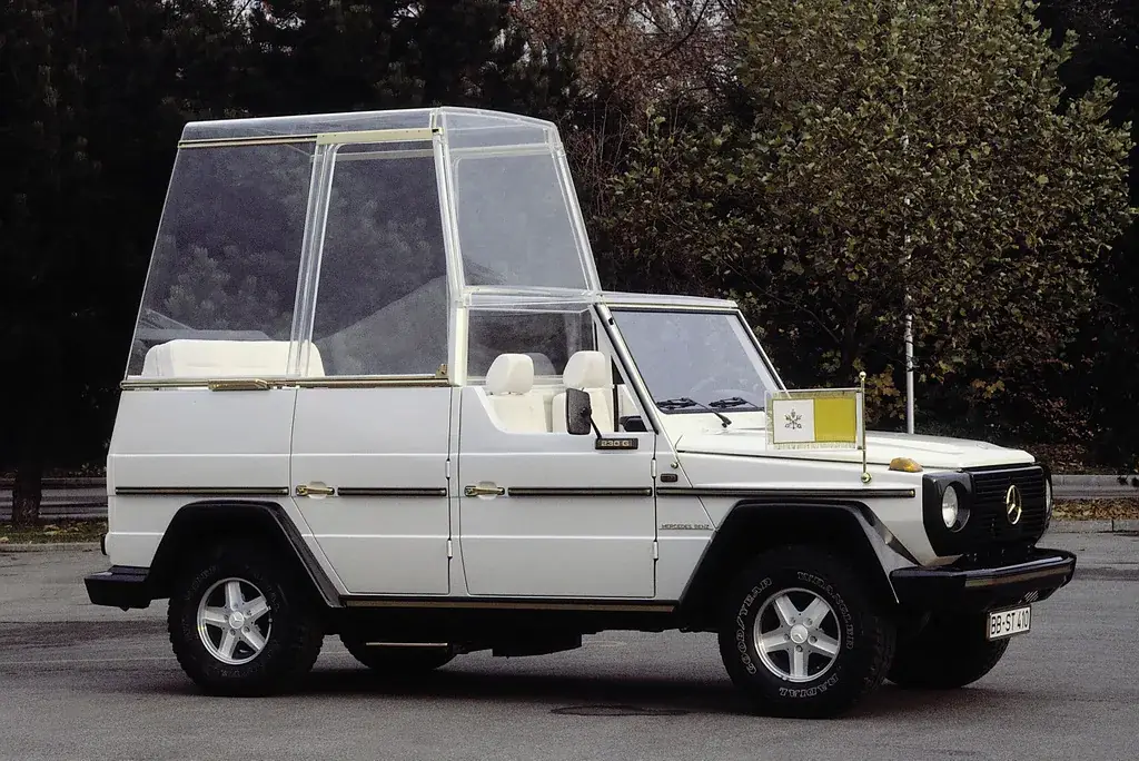Mercedes-Benz G-Class