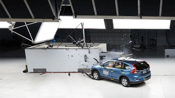 2015-Honda-CR-V-story-1-main-image