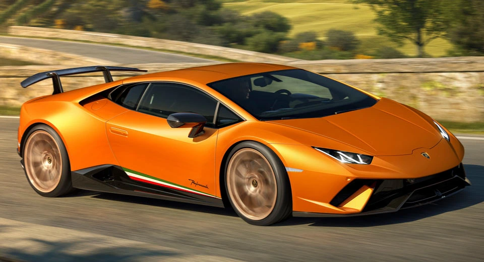  Huracan Performante