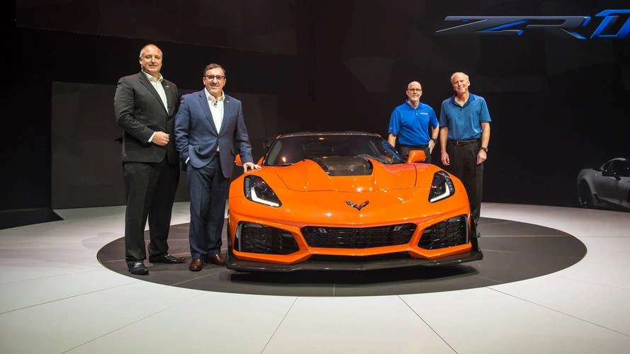 Первые живые фото самого быстрого Chevrolet Corvette ZR1 2018