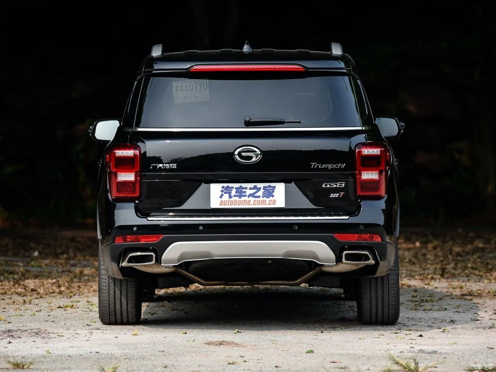 GAC Trumpchi GS8 – китайский кроссовер в стиле Mercedes GLS