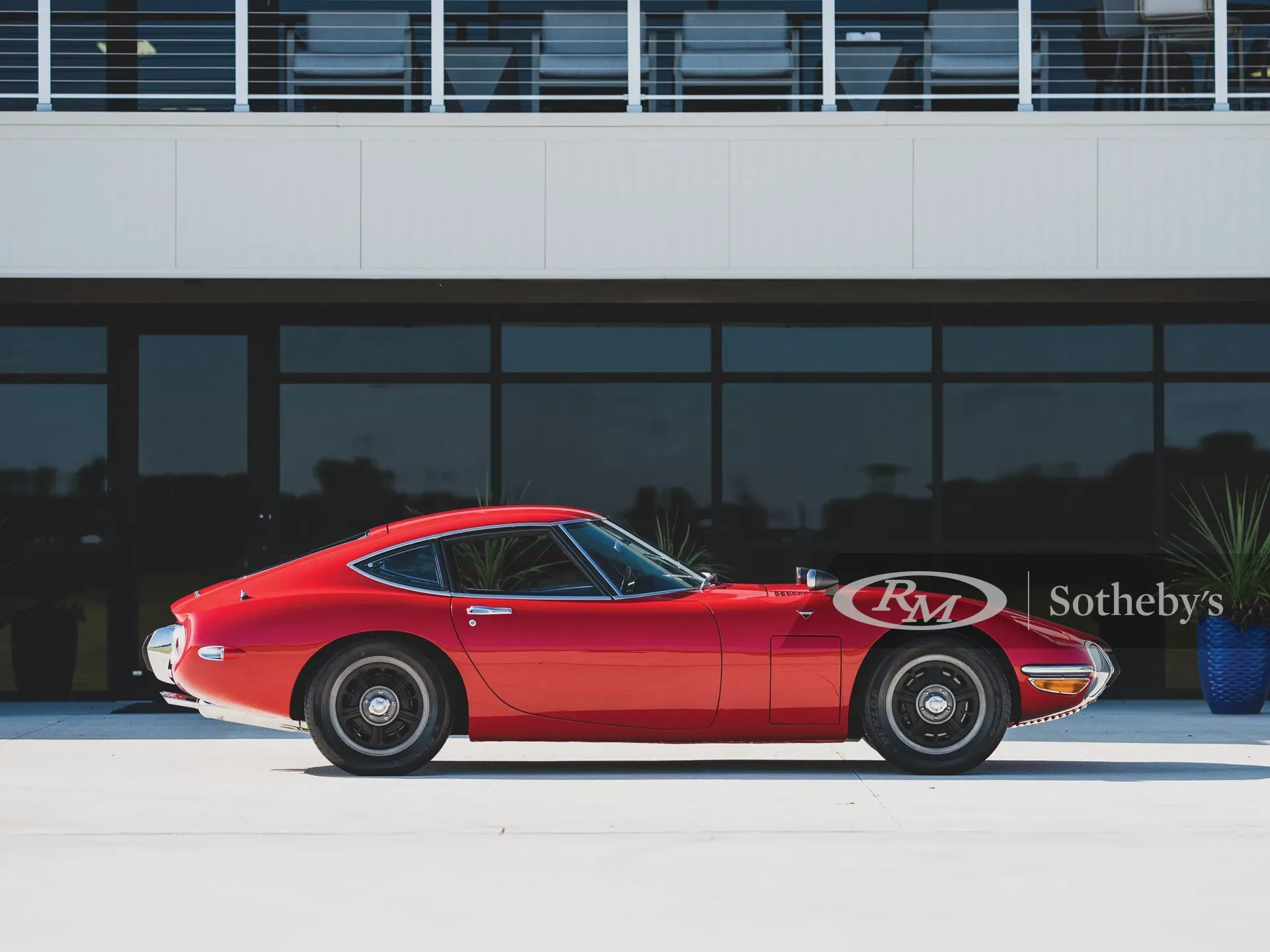 Toyota 2000GT