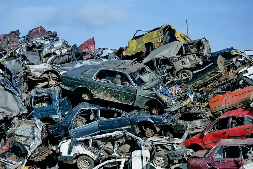 Почему европейцам выгоднее продать старое авто украинцу, чем сдать его в утиль