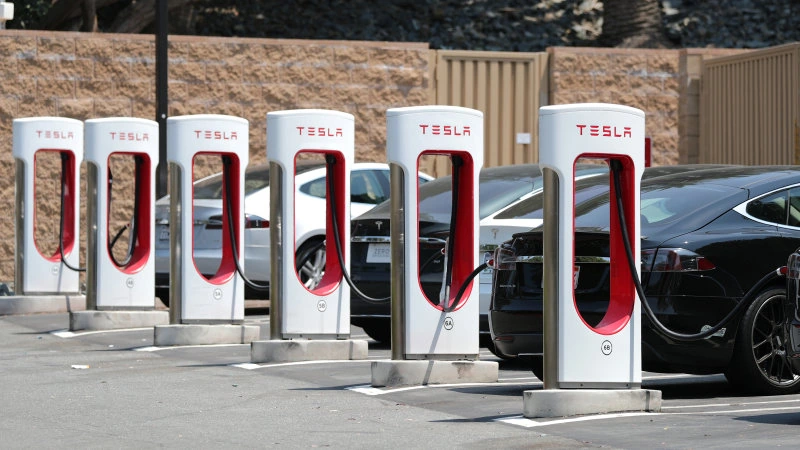 Tesla supercharger