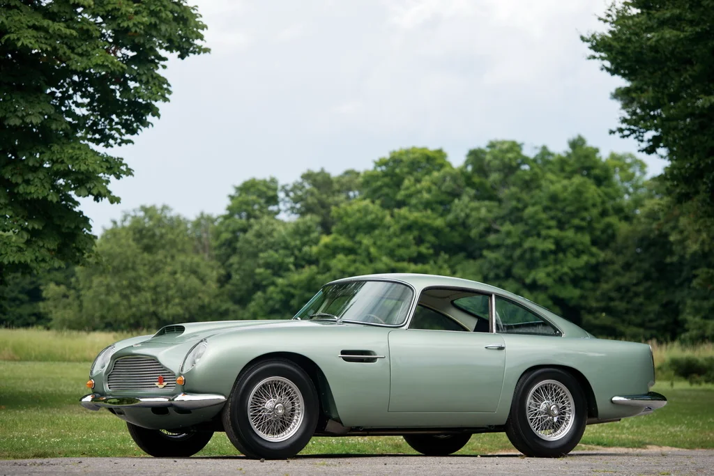 Aston Martin DB4 GT