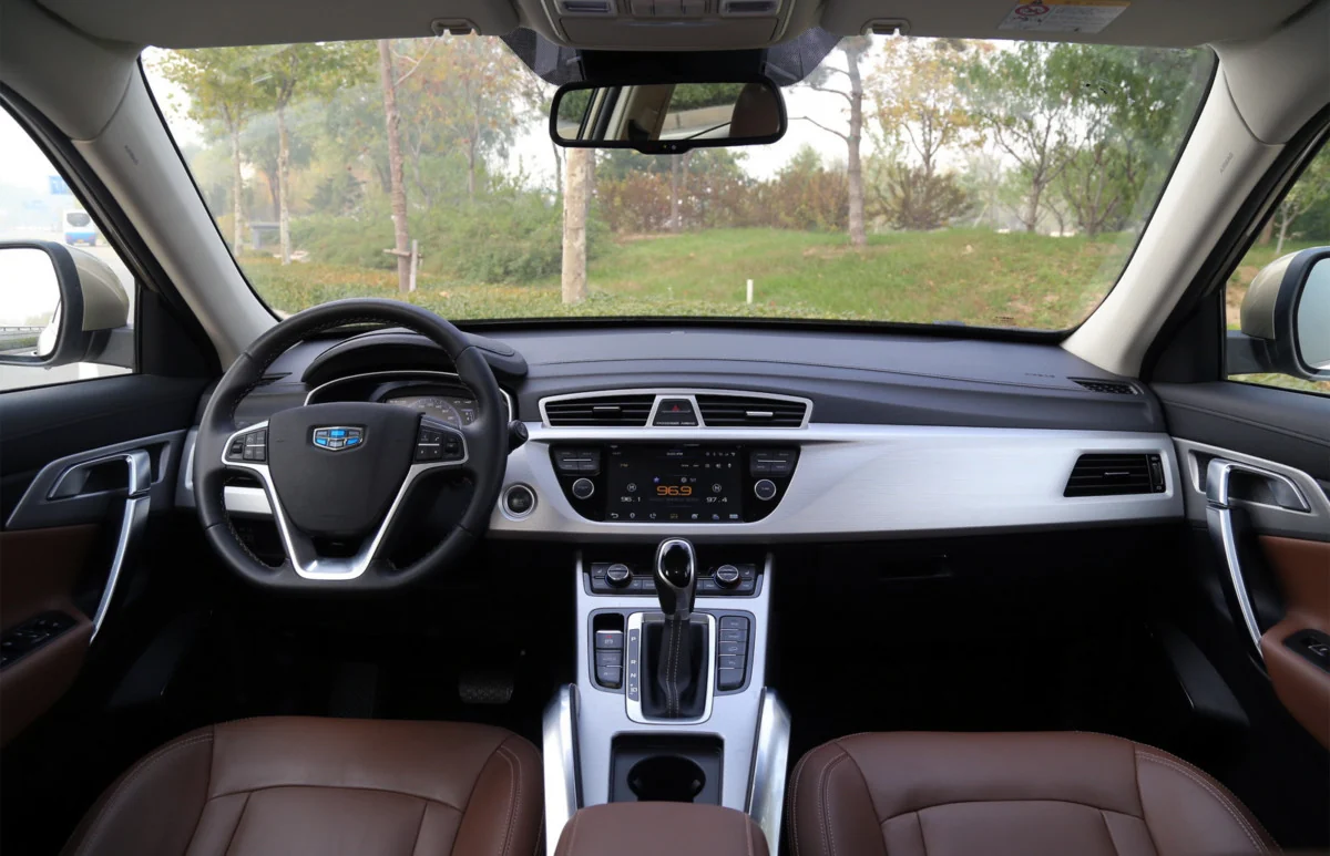 Geely Atlas цена