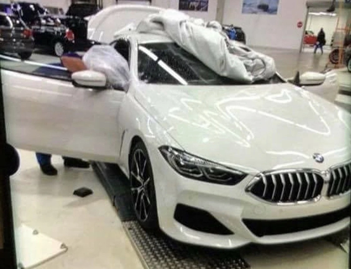 Новая BMW 8 Series 2019 засветилась на официальных фото
