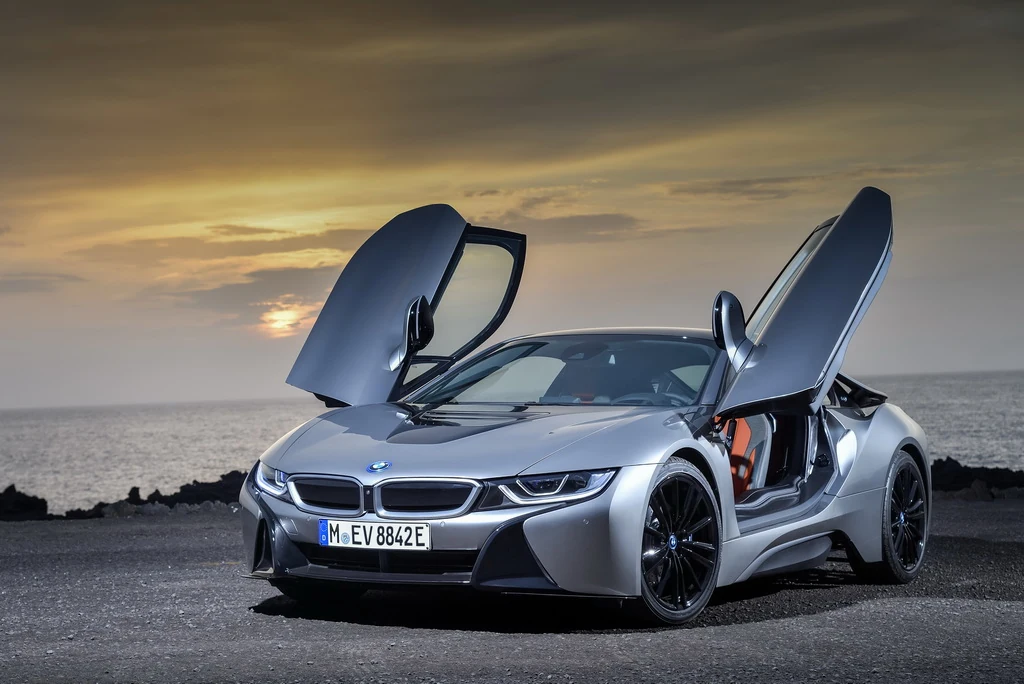 BMW i8