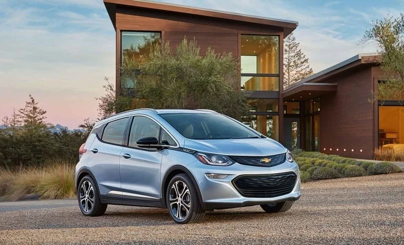 Самые интересные электромобили и гибриды 2017 года