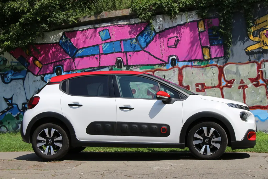 Внешность Ситроен C3 2017