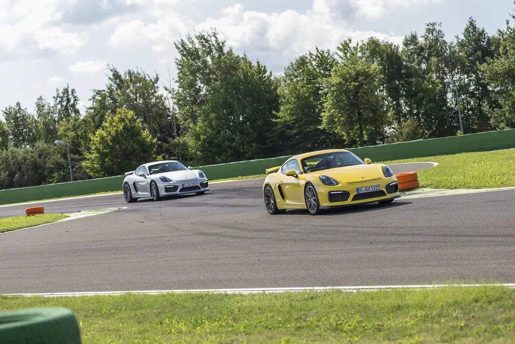 Porsche GT4 Clubsport