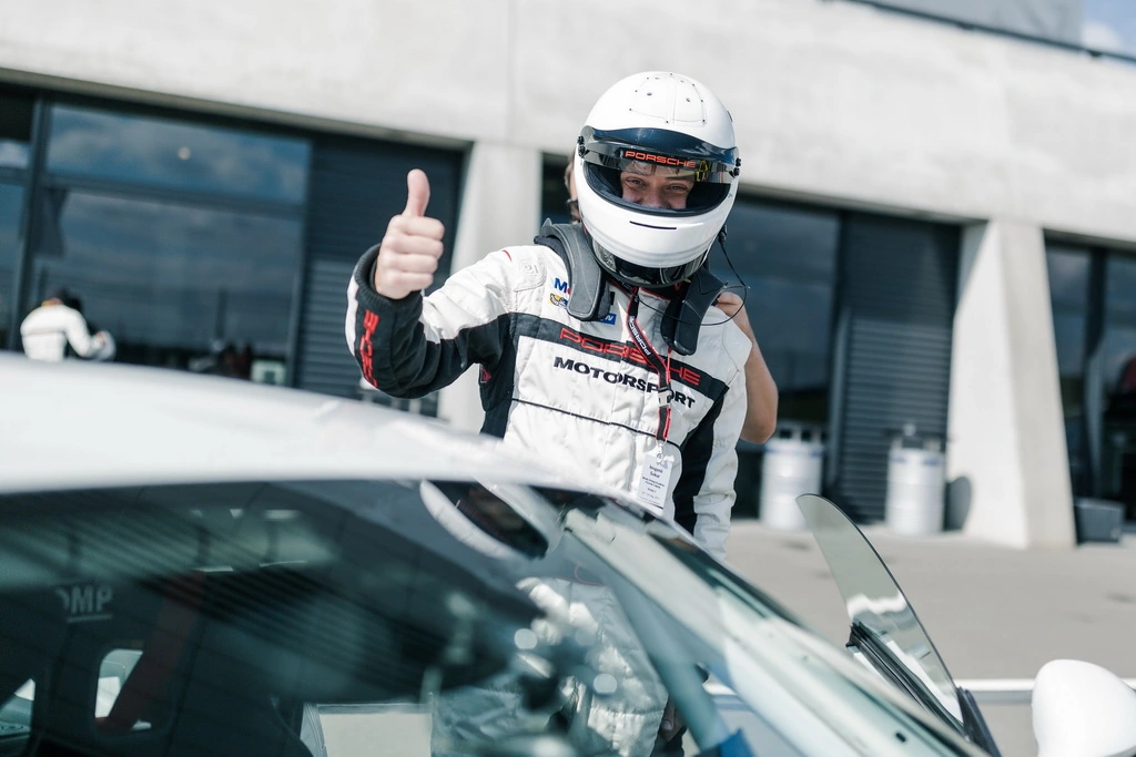 Porsche GT4 Clubsport