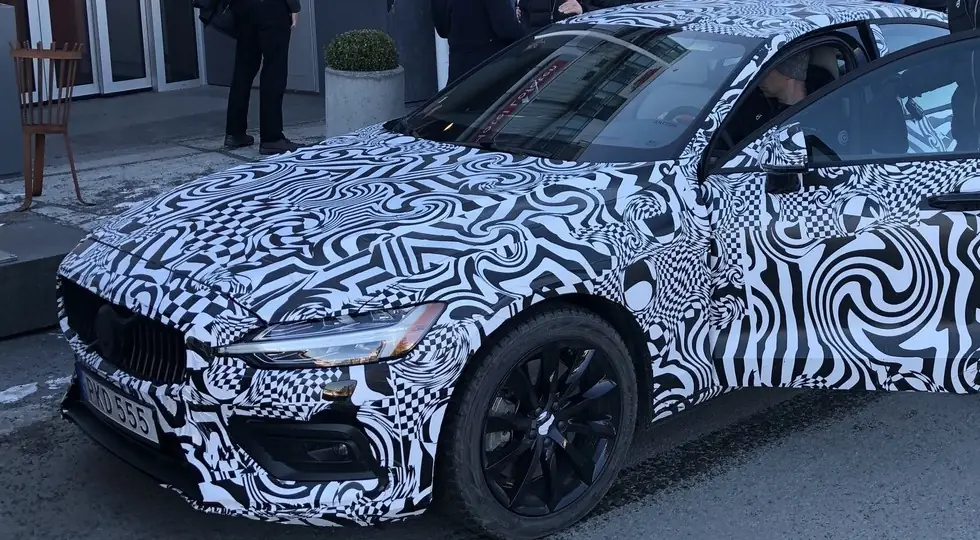  Volvo S60