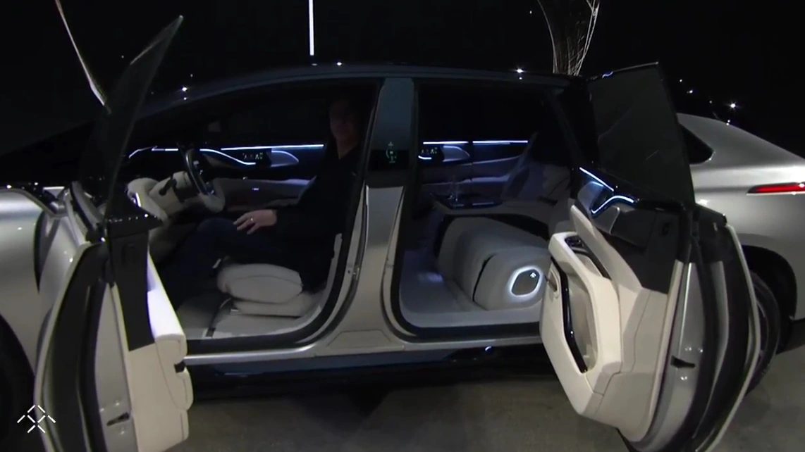 Электрический кроссовер Faraday Future FF91 представили официально