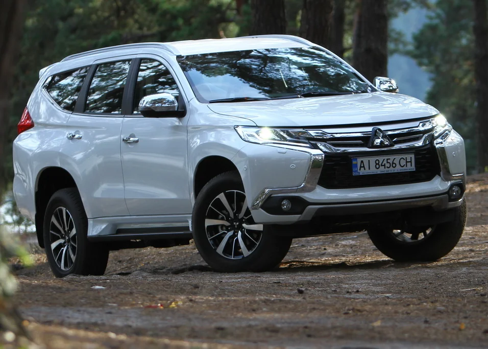 Haval H9 & Mitsubishi Pajero Sport