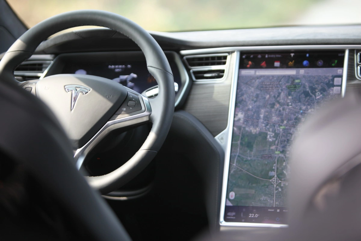 Tesla Model X. Обзор первого в Украине электрокроссовера Тесла