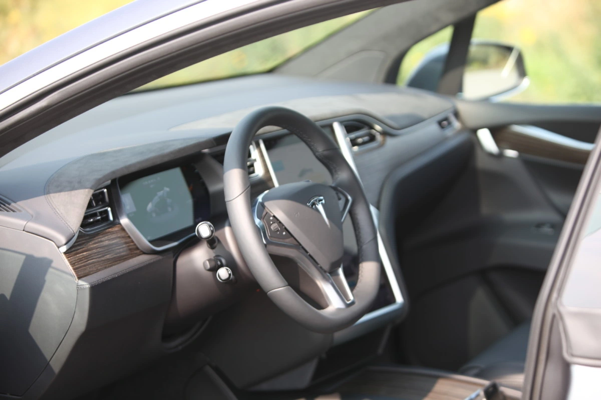 Tesla Model X. Обзор первого в Украине электрокроссовера Тесла