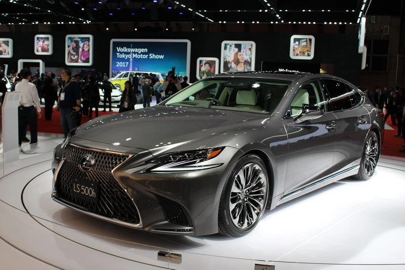 Lexus LS 2018