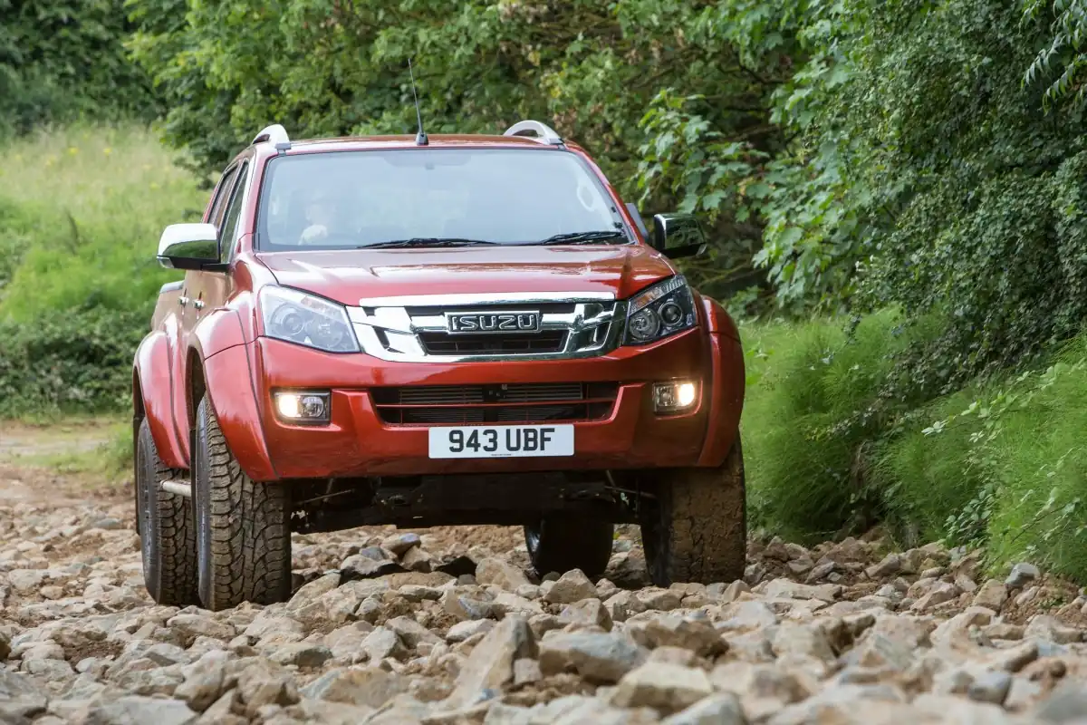 Арктический пикап для лета - Isuzu D-Max Arctic Trucks AT35