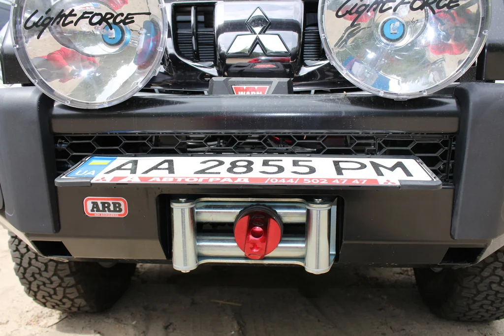 Mitsubishi L200 4x4 Офф-Роуд Центр