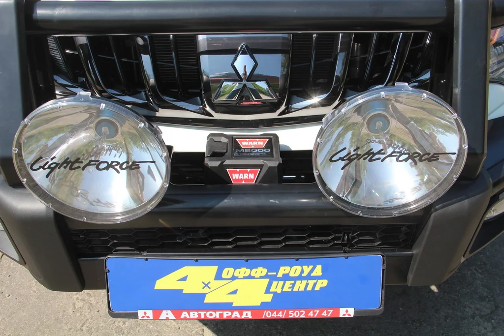 Mitsubishi L200 4x4 Офф-Роуд Центр
