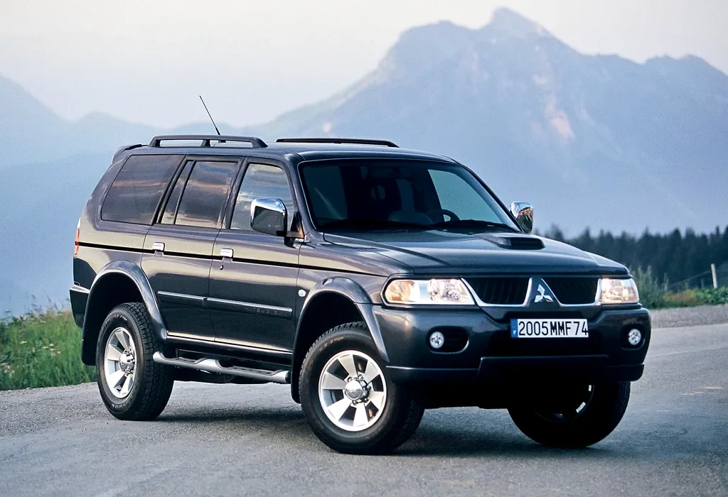 Mitsubishi Pajero Sport III
