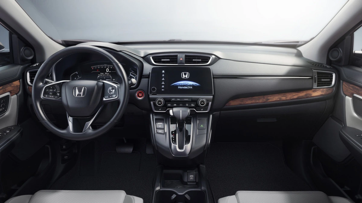 novaya-honda-srv-interer-honda-cr-v-2018