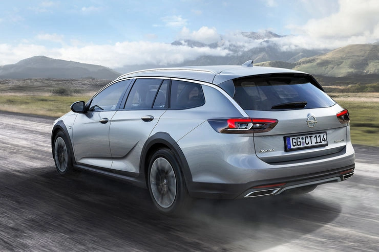 Внедорожный универсал Opel Insignia Sports Tourer представят во Франкфурте