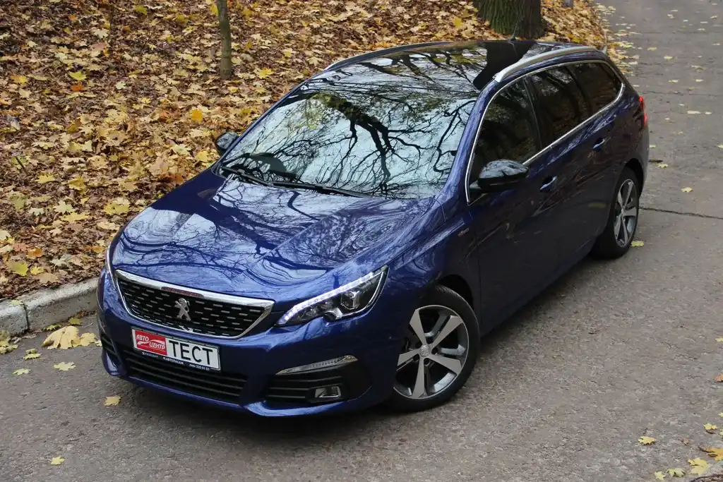 Внешность Пежо 308 2017