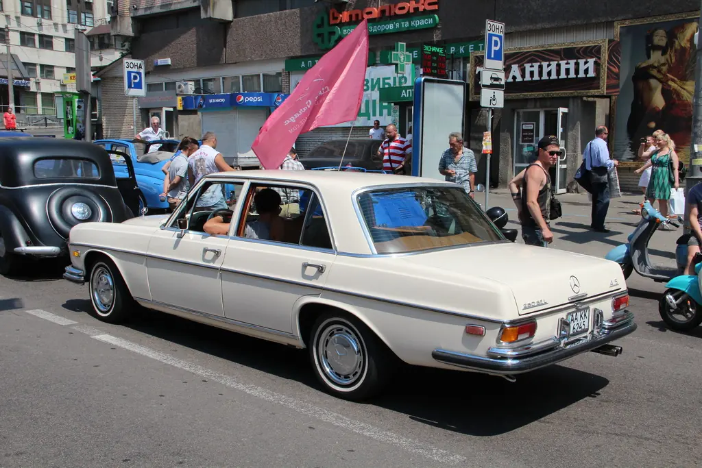 Retro Parade Kiev 30