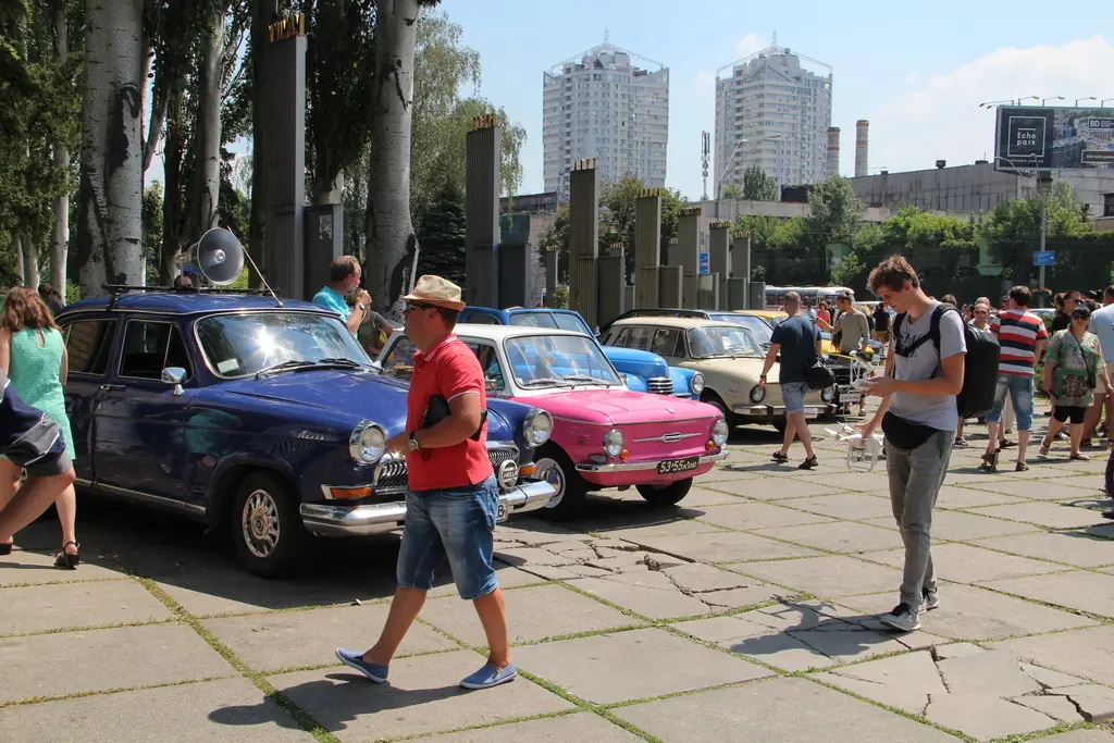 Retro Parade Kiev 37