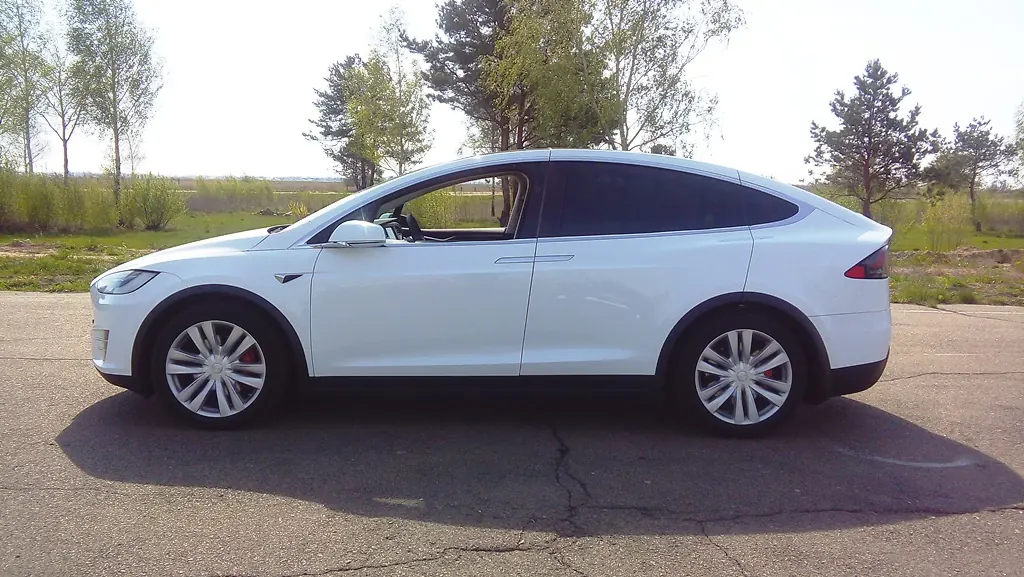TeslaModelX