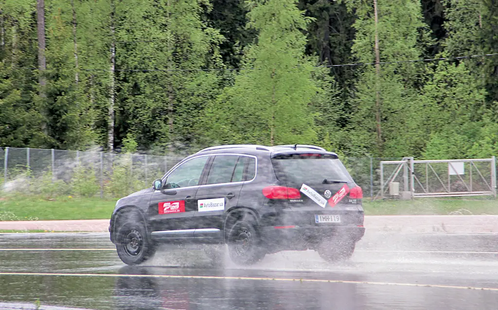 фрикционные шины скандинавского типа