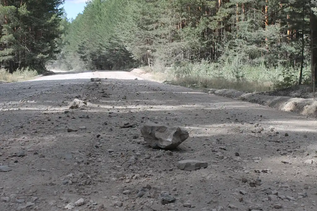 Шины и камни