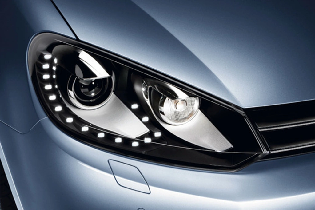 передняя фара VW Golf VI