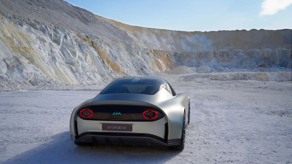 AIM EV Sport 01