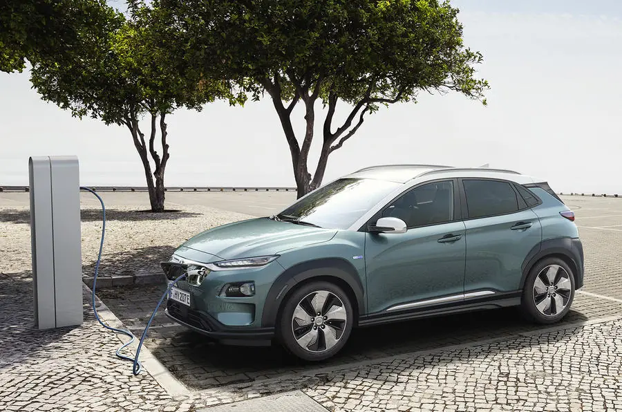Электрокроссовер Hyundai Kona: разгон хот-хэтча и 470 км запаса хода