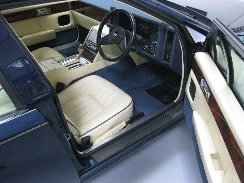 aston-martin-lagonda-rare-svr-2