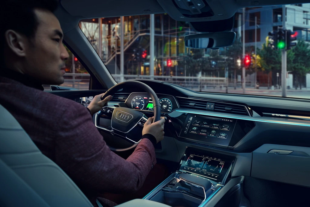 Audi e-tron