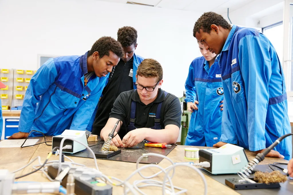 BMW Group получила звание самой устойчивой автомобильной компании в мире в 2016 году