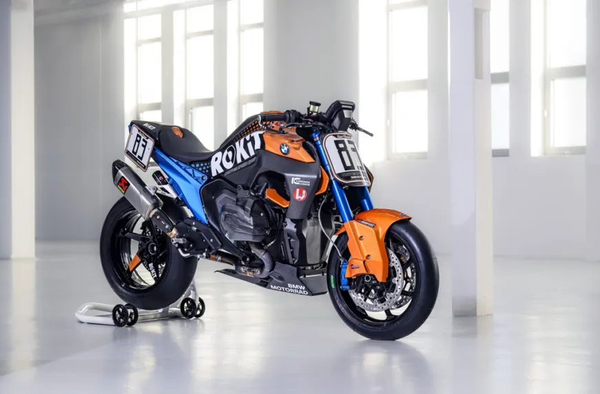 BMW показала унікальний кастом-байк Superhooligan