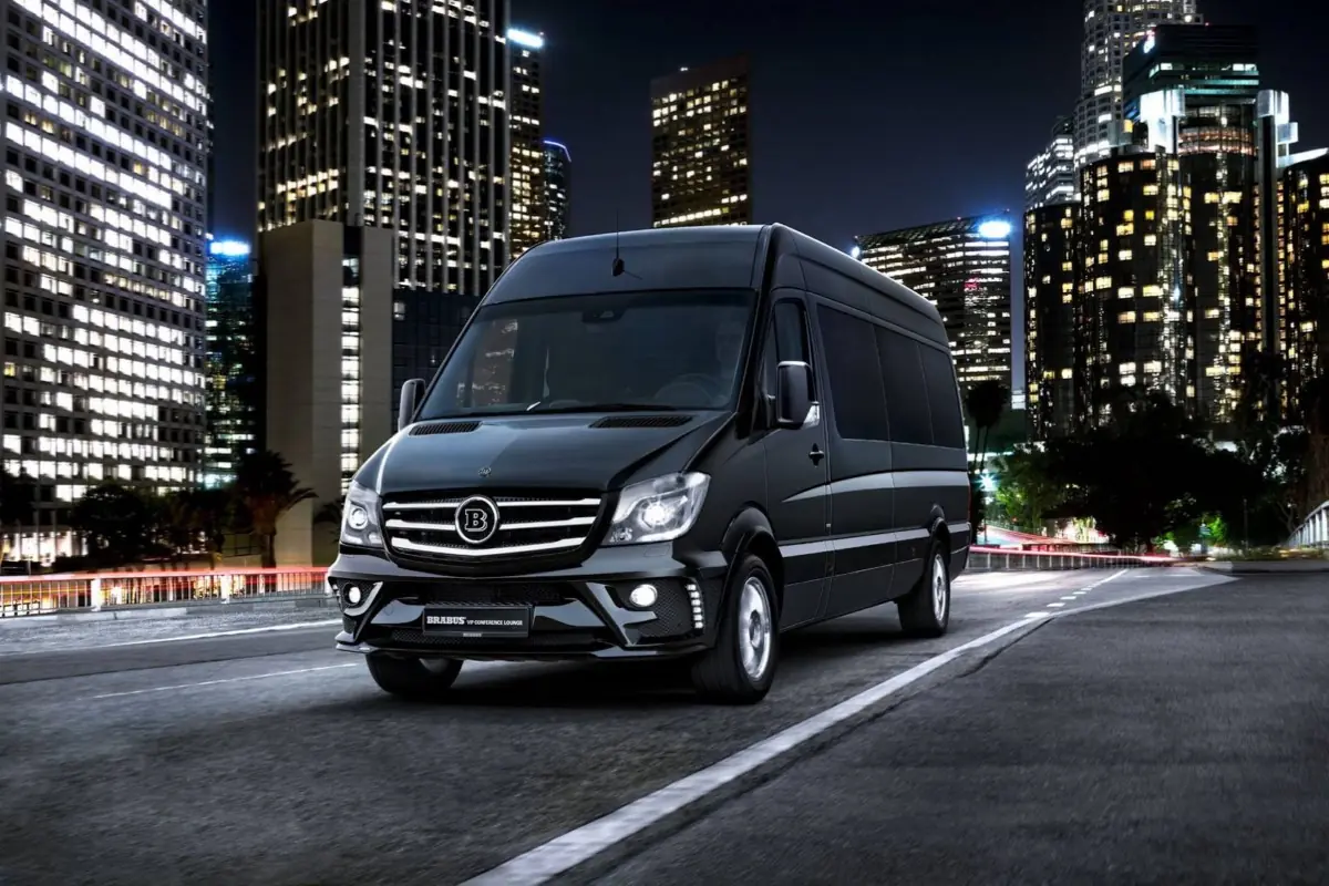 Brabus Sprinter Conference Lounge – маршрутка для переговоров по цене Майбаха