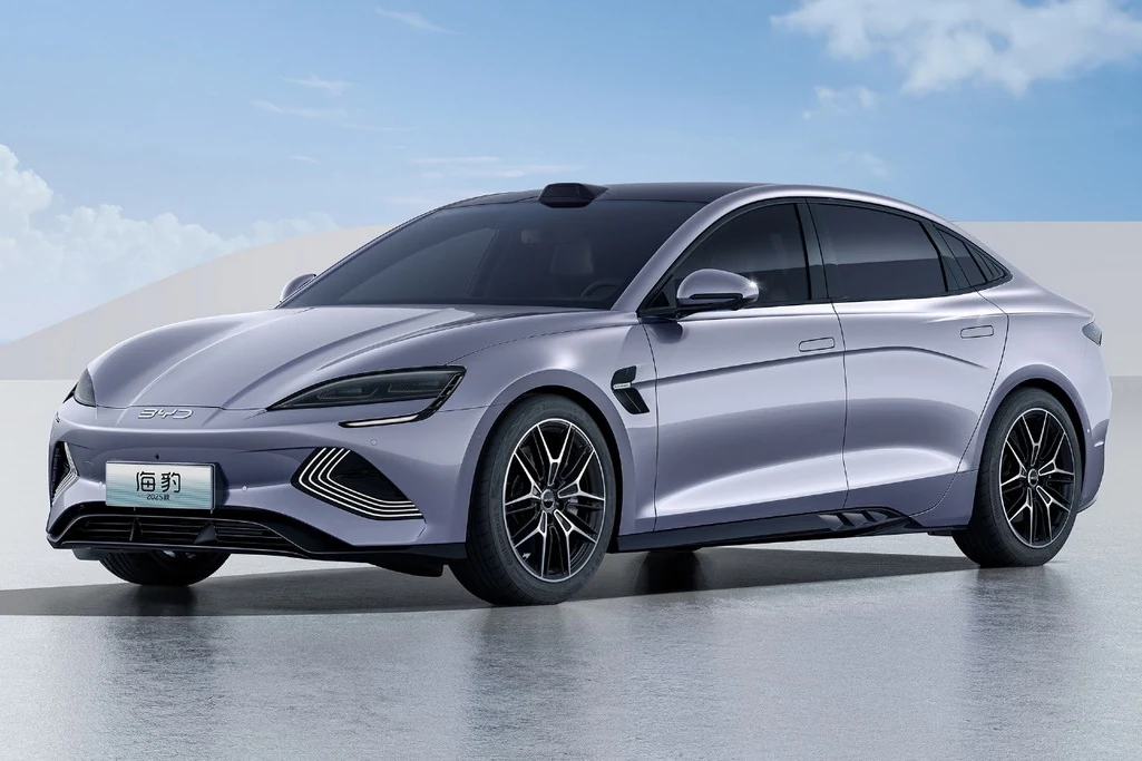 BYD представил новый электрический седан Seal