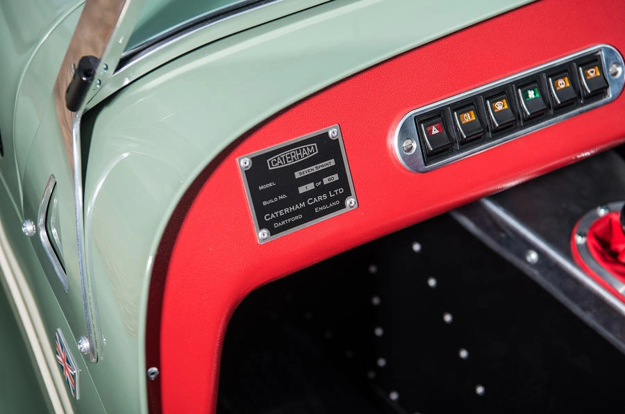 Caterham Seven Sprint 50-летней давности выпустят в 2017 году